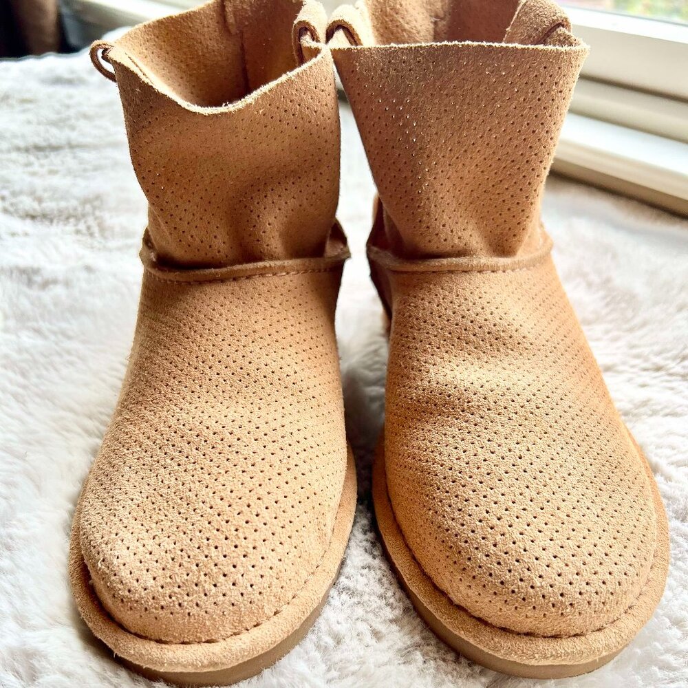UGG Perf Unlined Mini Boot in Tawny